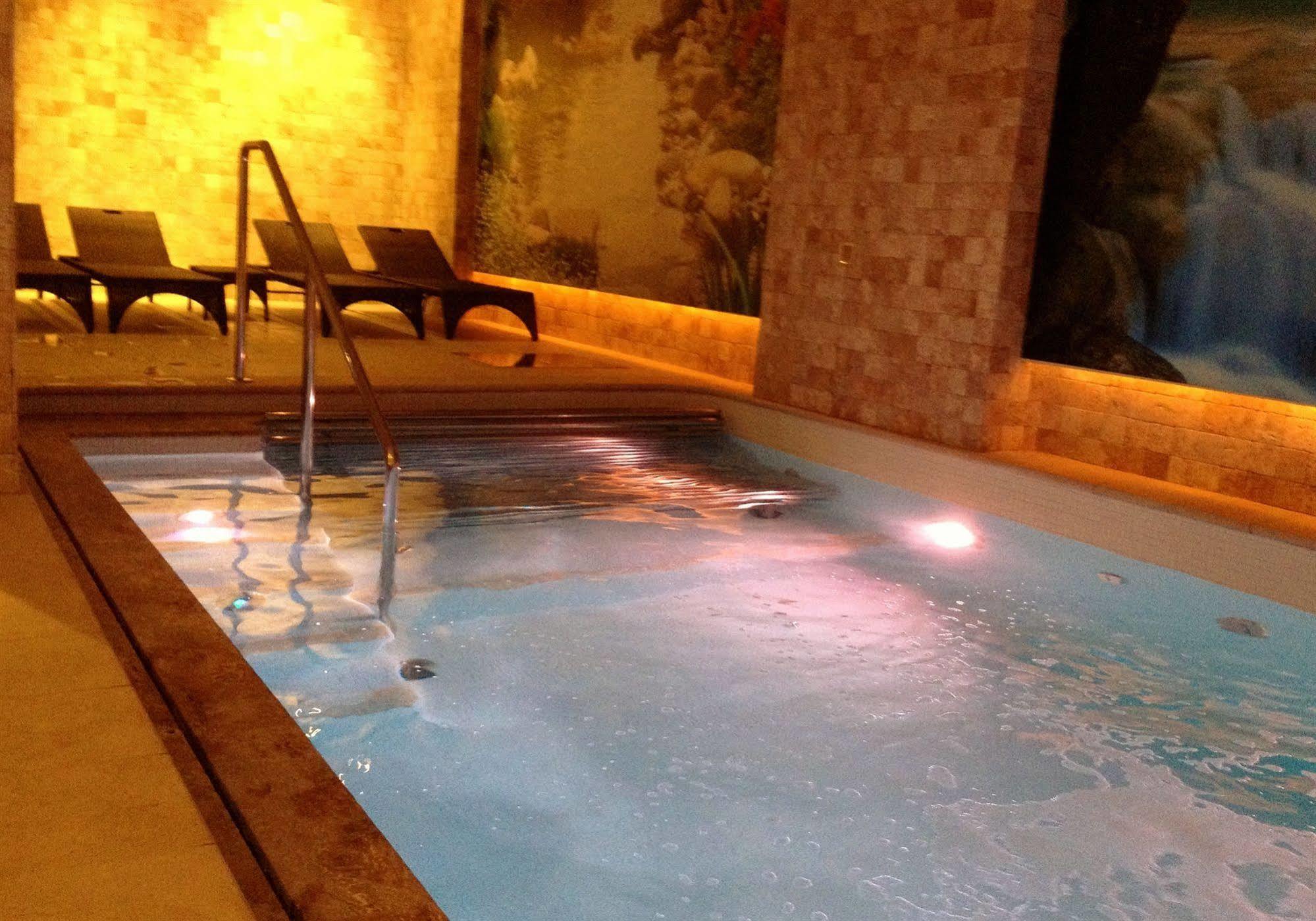 Hotel Cortijo Salinas Montecorto
