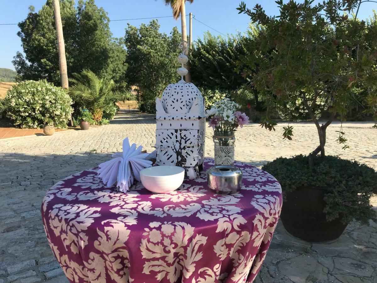 Cortijo Salinas Hotel Montecorto