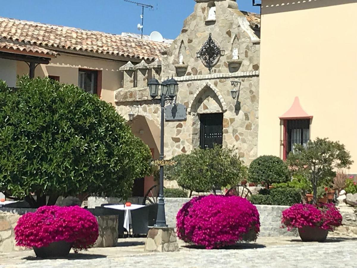 Cortijo Salinas 4*